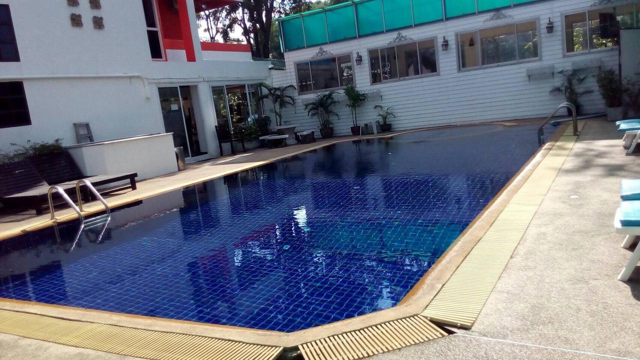 Jomtien Cozy Inn Pattaya Exterior foto