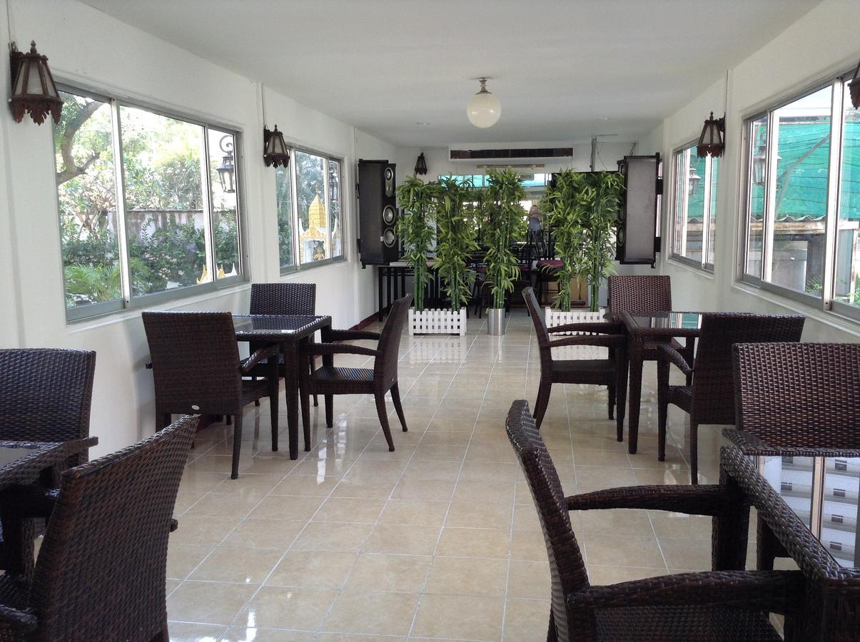 Jomtien Cozy Inn Pattaya Exterior foto