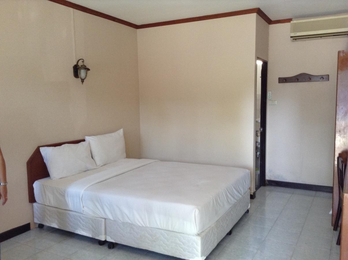 Jomtien Cozy Inn Pattaya Exterior foto