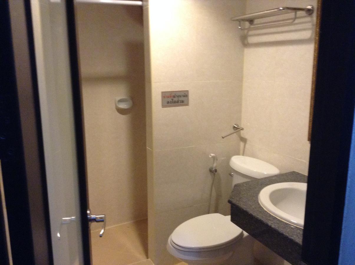 Jomtien Cozy Inn Pattaya Exterior foto