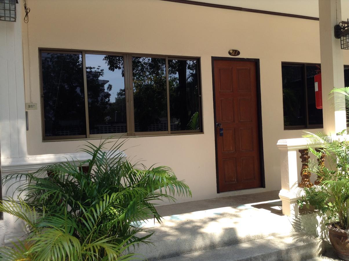 Jomtien Cozy Inn Pattaya Exterior foto